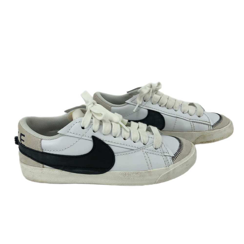 Nike White & Black Athletic Sneakers | Classic Style, Size 8